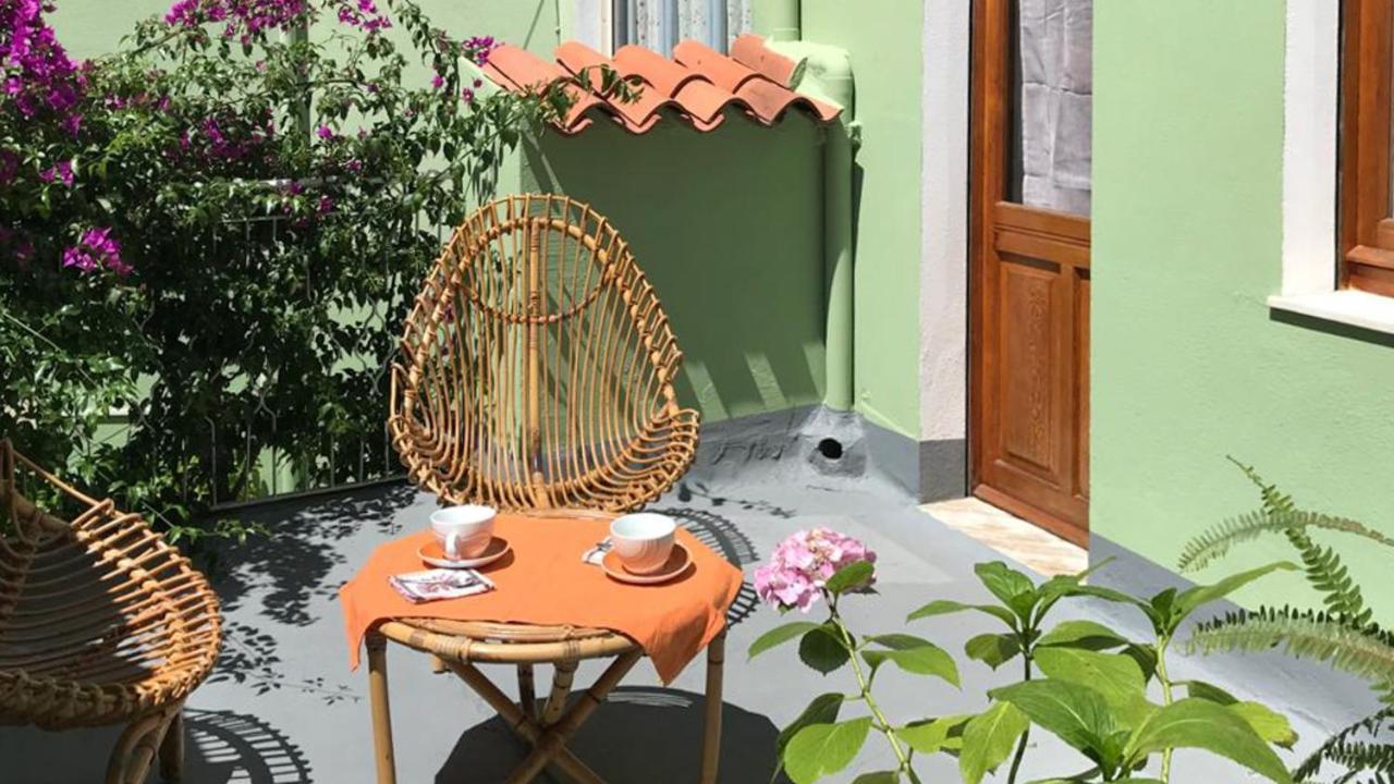 Casa Vacanze Zarinu Orgosolo Exterior foto