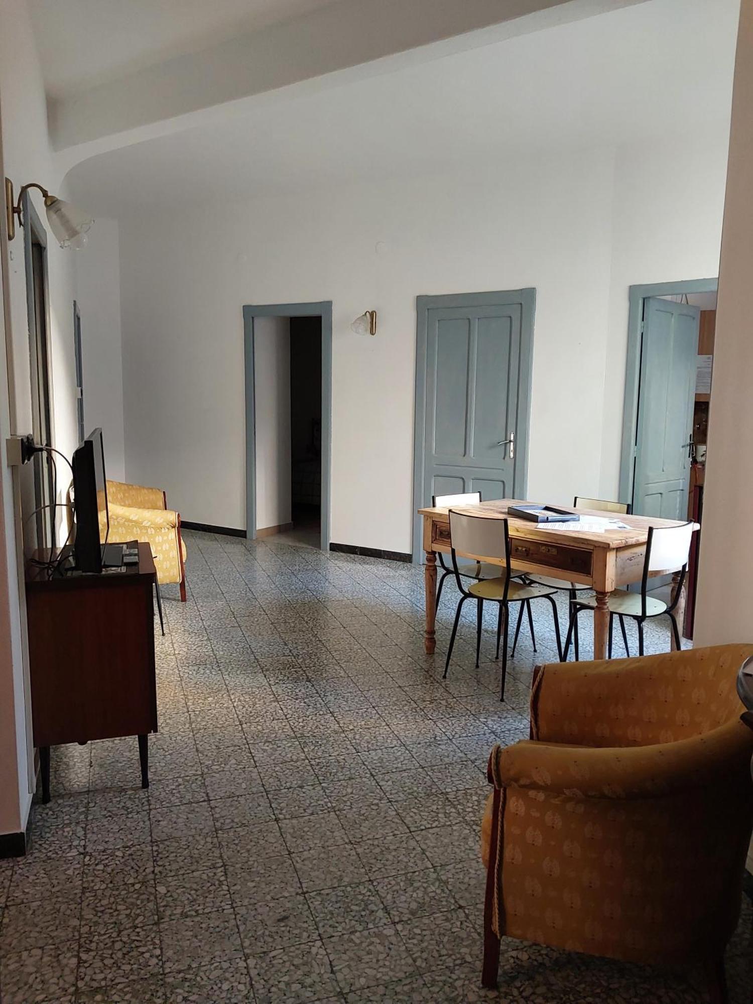 Casa Vacanze Zarinu Orgosolo Exterior foto