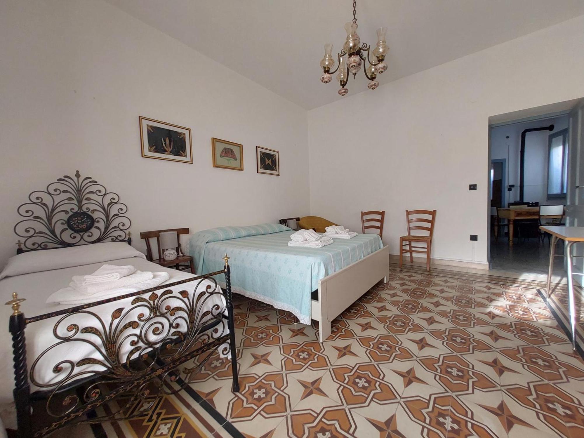 Casa Vacanze Zarinu Orgosolo Exterior foto