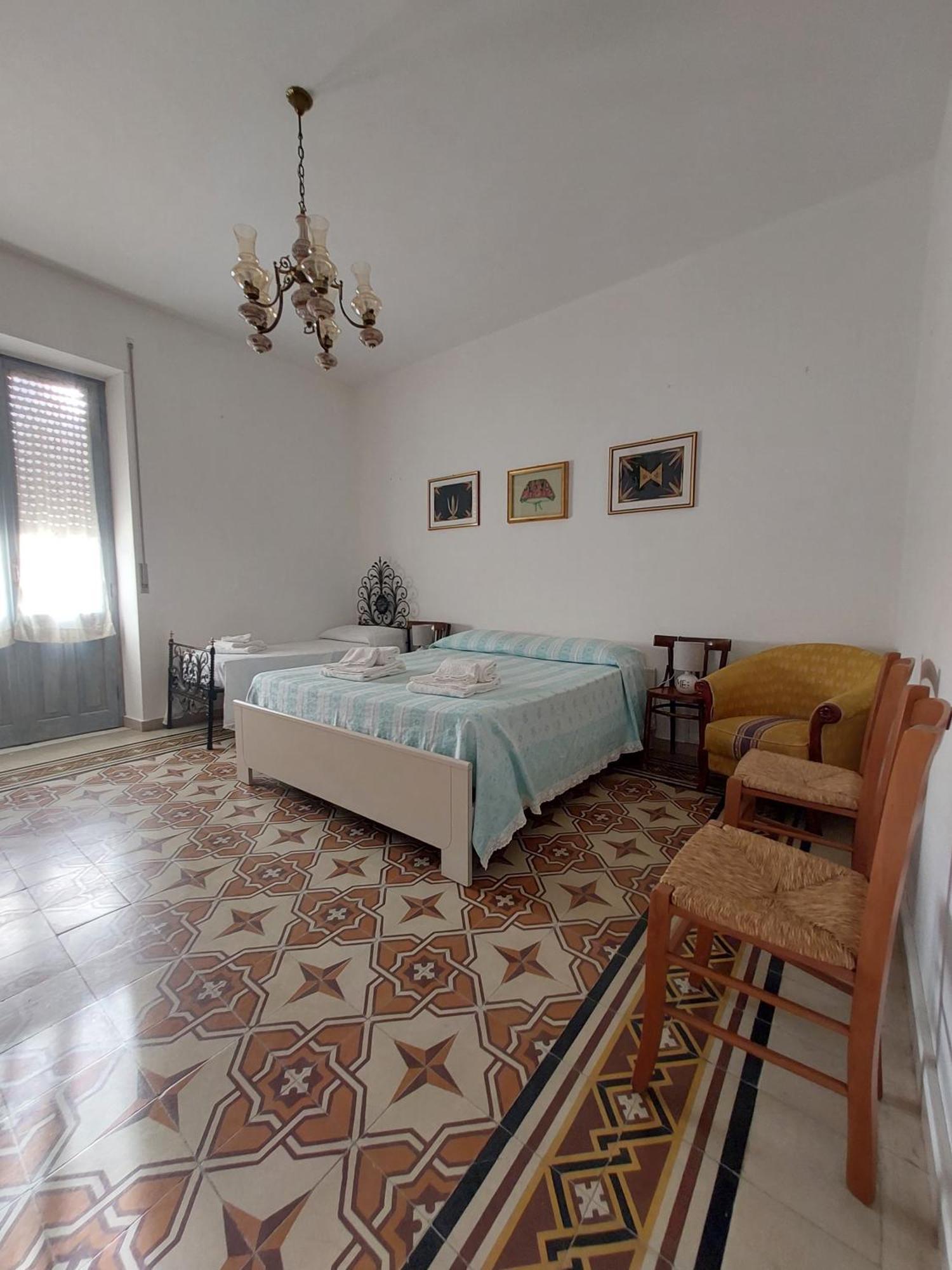 Casa Vacanze Zarinu Orgosolo Exterior foto